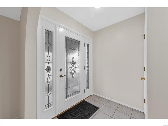 596 Golfwood Dr in Ballwin, MO - Building Photo - Building Photo