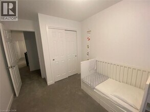 14 Roper Pl in Kitchener, ON - Building Photo - Building Photo