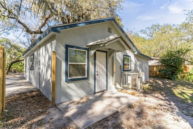 property at 6310 Belle Isles Dr