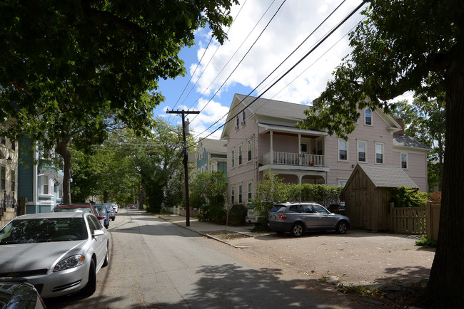 173-175 Williams St in Providence, RI - Foto de edificio - Building Photo