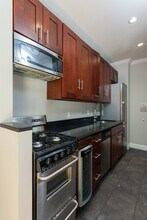 326 E 100th St in New York, NY - Building Photo - Building Photo