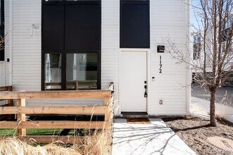 1172 S Reed St in Lakewood, CO - Building Photo - Building Photo