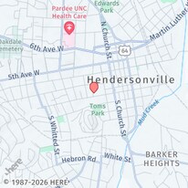 110 Rhodes St in Hendersonville, NC - Building Photo