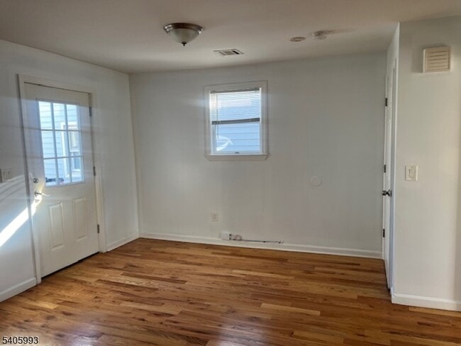 58 Brill St in Newark, NJ - Building Photo - Building Photo