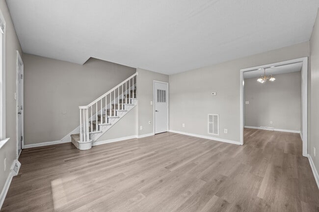 Caswell at Mill Creek in Jacksonville, NC - Foto de edificio - Building Photo