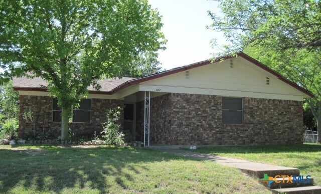 107 Williams St in Copperas Cove, TX - Building Photo