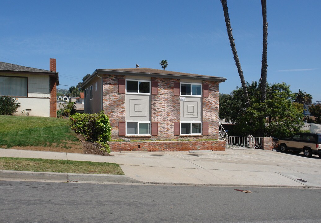 1952-1958 Oliver Ave in San Diego, CA - Building Photo