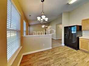 229 N Weststone Blvd in Fuquay Varina, NC - Building Photo - Building Photo