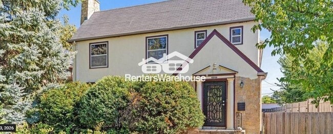 property at 2925 Sunset Blvd