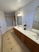 1216 Mullins Ct in College Station, TX - Building Photo - Building Photo