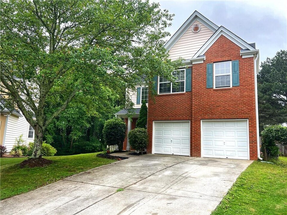 365 Silhouette Ct in Alpharetta, GA - Building Photo