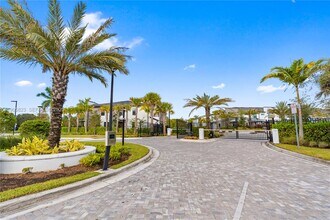 8366 NW 7th Ct in Plantation, FL - Building Photo - Building Photo