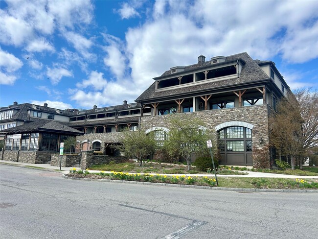 property at 127 W Main St