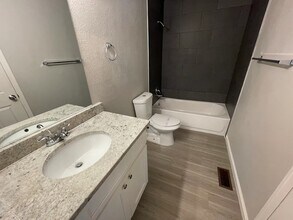 16793 E Navarro Dr in Aurora, CO - Building Photo - Building Photo