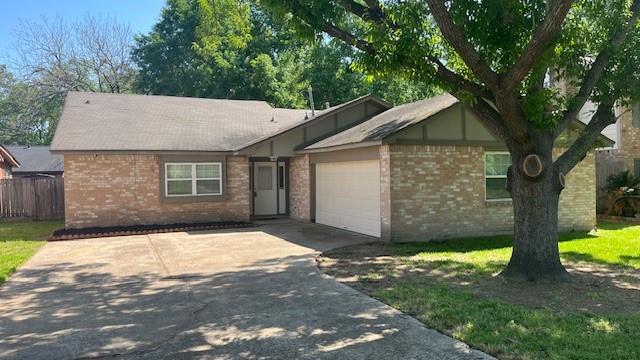 23518 Whispering Willow Dr in Spring, TX - Building Photo - Building Photo