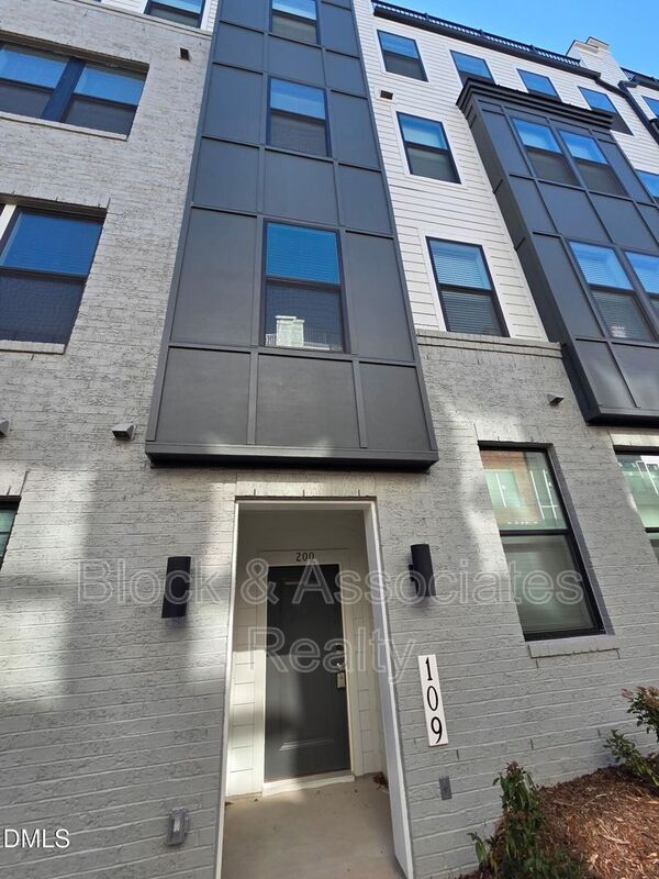 property at 109 Ailey Brk Wy