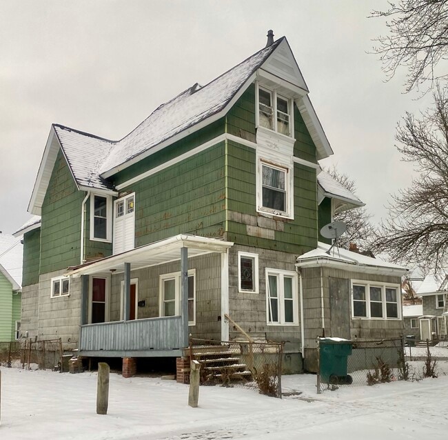 92 Ambrose St, Unit UP