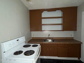3323 Nolan St in Jacksonville, FL - Building Photo - Building Photo