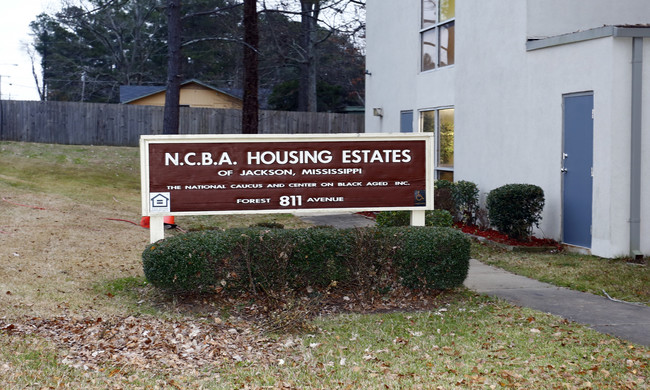 NCBA Estates of Jackson in Jackson, MS - Foto de edificio - Building Photo