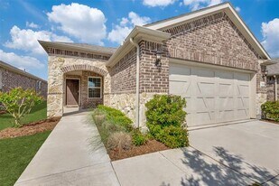 7608 Parade Dr in Krugerville, TX - Building Photo