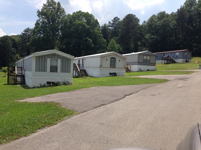 Mountain Shade in Soddy Daisy, TN - Building Photo