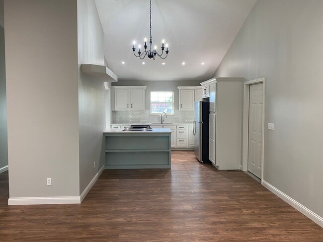 property at 2930 E Shetland Dr