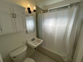 1119-1119S S Nevada St in Oceanside, CA - Building Photo - Building Photo