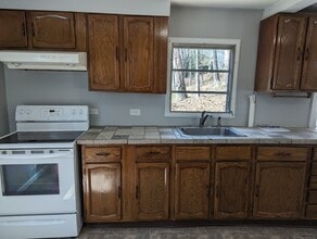 264 McCall Rd in Lebanon, CT - Building Photo - Building Photo