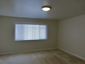 1642 Queen Charlotte Dr, Unit 3 in Sunnyvale, CA - Building Photo - Building Photo