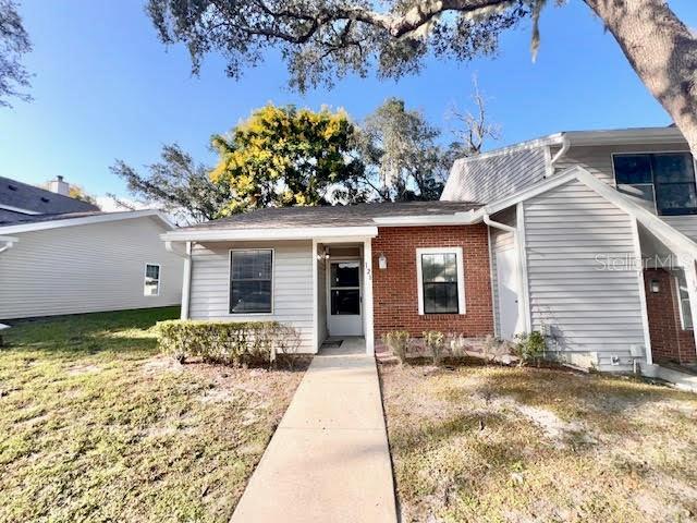 121 Hidden Arbor Ct in Sanford, FL - Building Photo