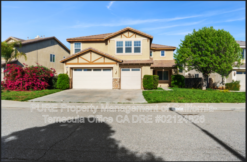 35908 Nonnie Dr in Wildomar, CA - Foto de edificio