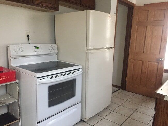 641 Newton St in Waterloo, IA - Building Photo - Building Photo