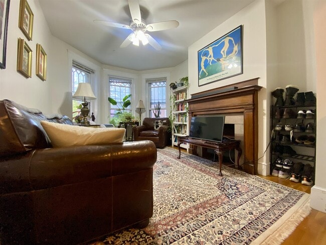 335A Harvard St, Unit 14