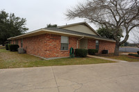 Crystal Falls Village in Leander, TX - Foto de edificio - Building Photo