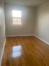 8173 Gray Haven Rd in Dundalk, MD - Building Photo - Building Photo