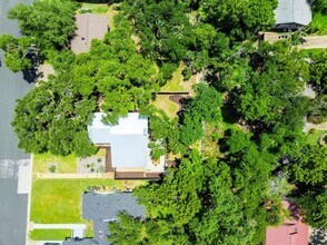 7001 Danwood Dr in Austin, TX - Building Photo - Building Photo