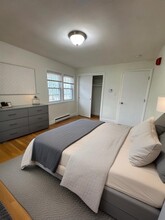 21 Park Ave in Foxboro, MA - Building Photo - Building Photo