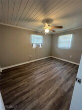 2651 Lafayette St in Ft. Myers, FL - Building Photo - Building Photo