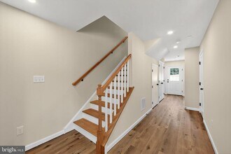 1016 Violet St in Norristown, PA - Building Photo - Building Photo