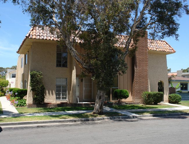 17041 Sims St in Huntington Beach, CA - Building Photo - Building Photo