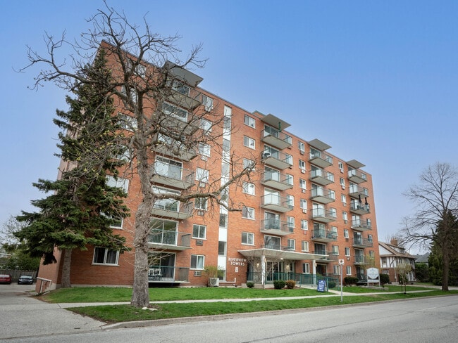 property at 176 Vidal St S