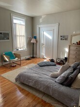 2322 Stratford Ave in Cincinnati, OH - Foto de edificio - Building Photo