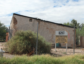 576 S Convent Ave in Tucson, AZ - Foto de edificio - Building Photo