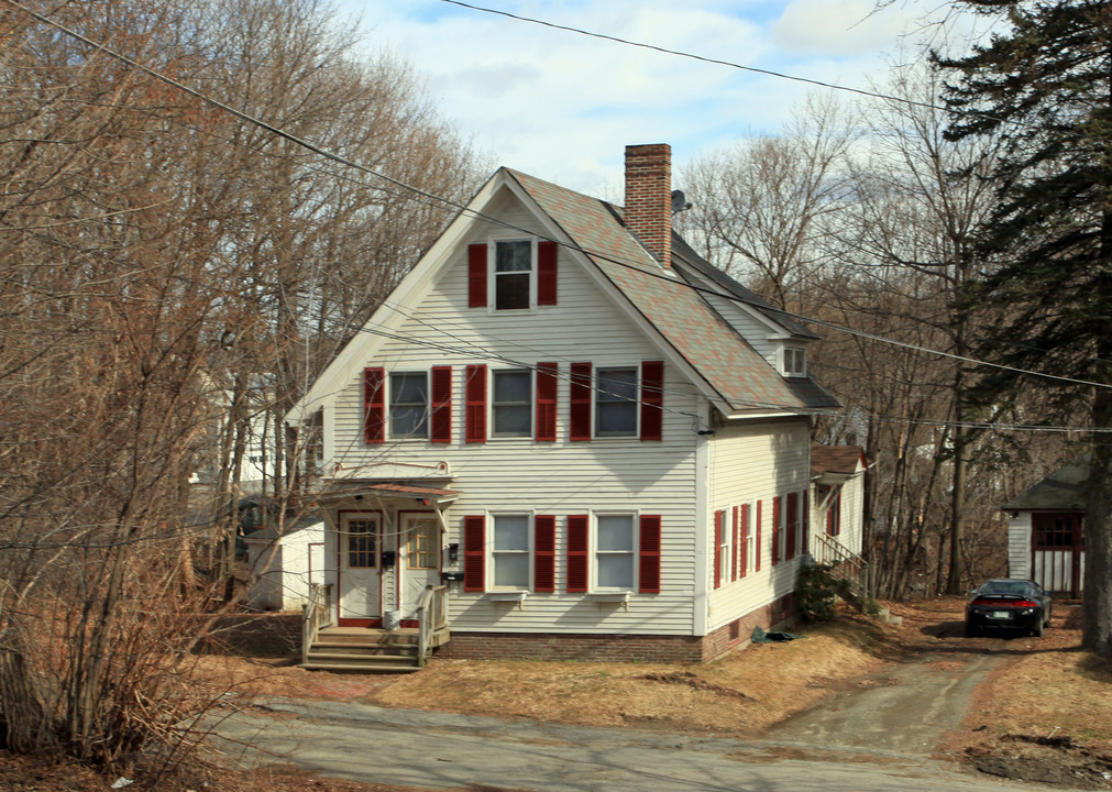 25 E Crescent St in Augusta, ME - Foto de edificio