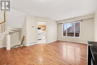 206 Beatrice Dr in Ottawa, ON - Building Photo - Building Photo