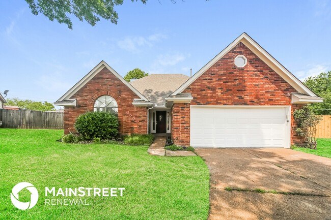 property at 6580 Silver Oak Cove