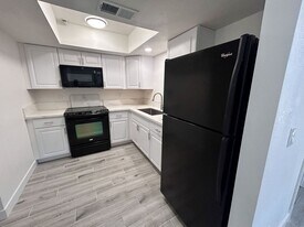 1312 N Harold St in Tempe, AZ - Building Photo