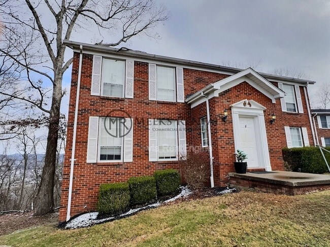 4 Dalton Way in Charleston, WV - Building Photo - Building Photo