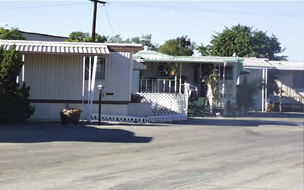 Chula Vista Mobile Home Park in Chula Vista, CA - Building Photo - Building Photo