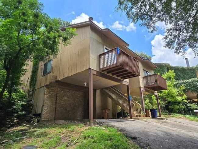 3564 Ranch to Market Rd 2222 in Austin, TX - Building Photo - Building Photo